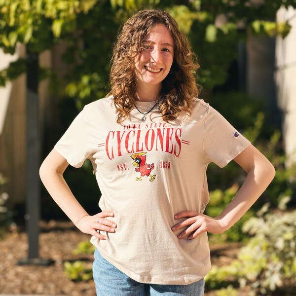 Champion Women's Pennant Cy Cocoa Butter Short Sleeve T-Shirt